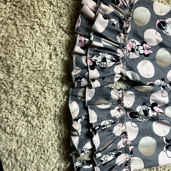 GIRLS MINNIE MOUSE BOUTIQUE SHORTS SIZE XXL WITH RUFFLE LEGS PREOWNED - Picture 7 of 11